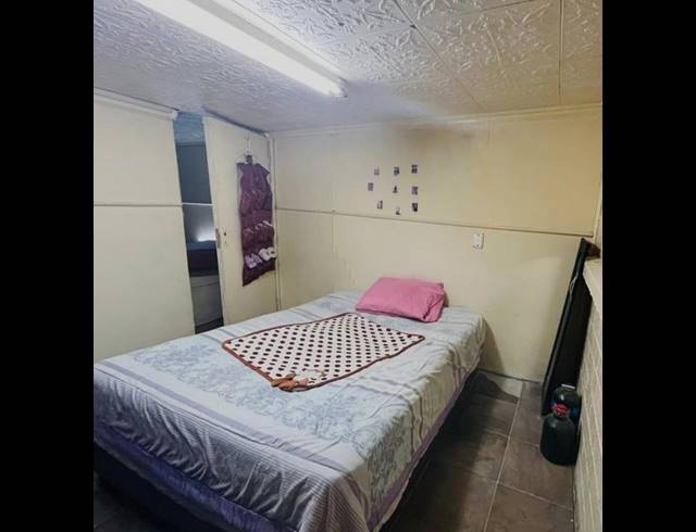 3 BEDROOM HOUSE FOR SALE IN BONTEHEUWEL